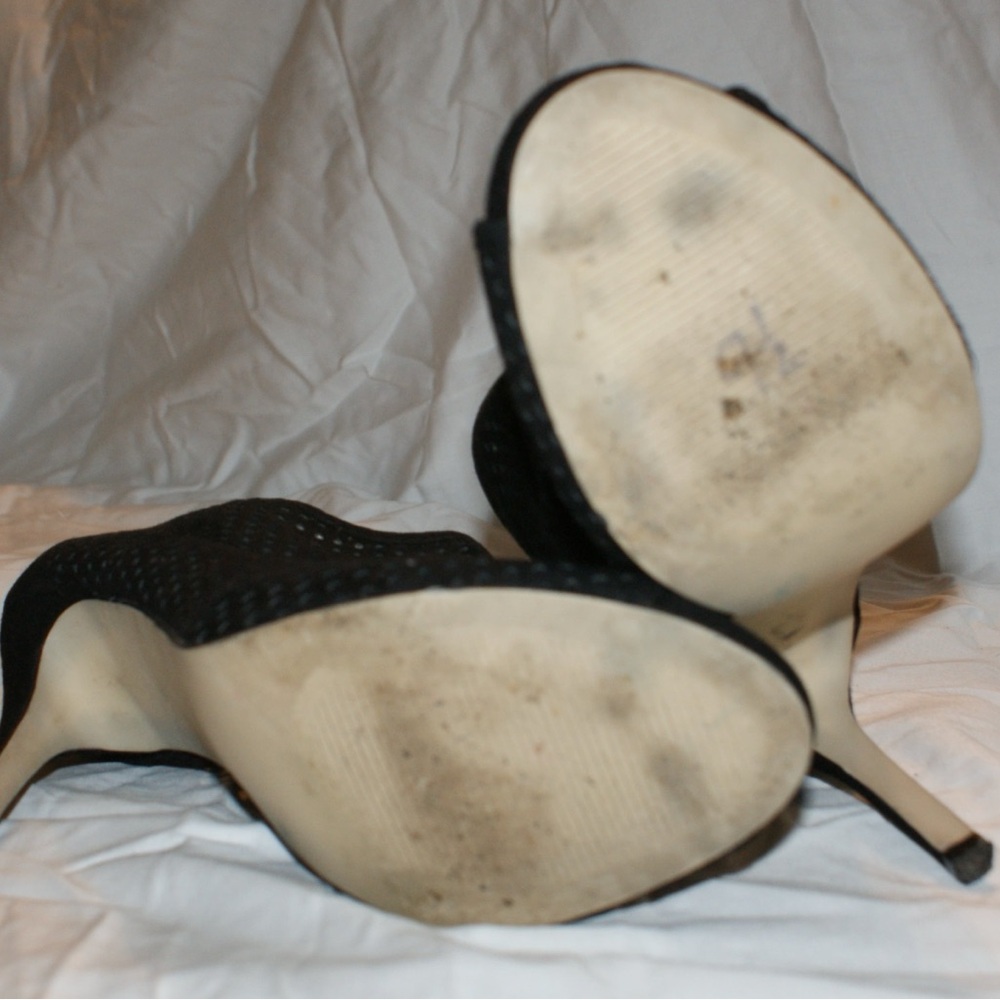 Madden Girl Peep toe mesh suede heel size 9.5 heel is 3.5 inches black - Picture 10 of 11
